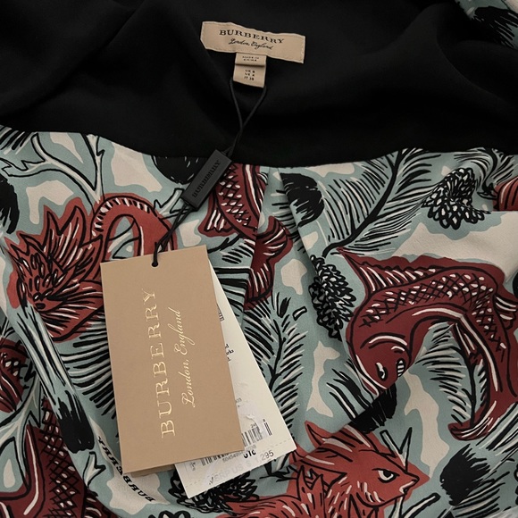 NWT Burberry Beasts Dress - Picture 2 of 3